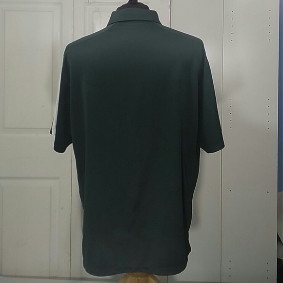 Nike Dri-FIT shirt. - Picture 3 of 8